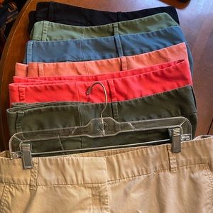 7 pair like new Loft Riviera 6” inseam shorts